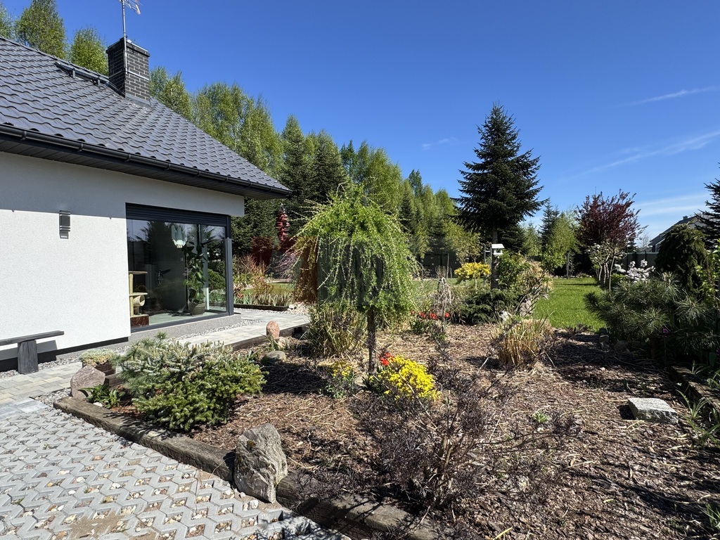 Jednorodzinny dom w Białuniu na sprzedaż 105,39 m2 (6)