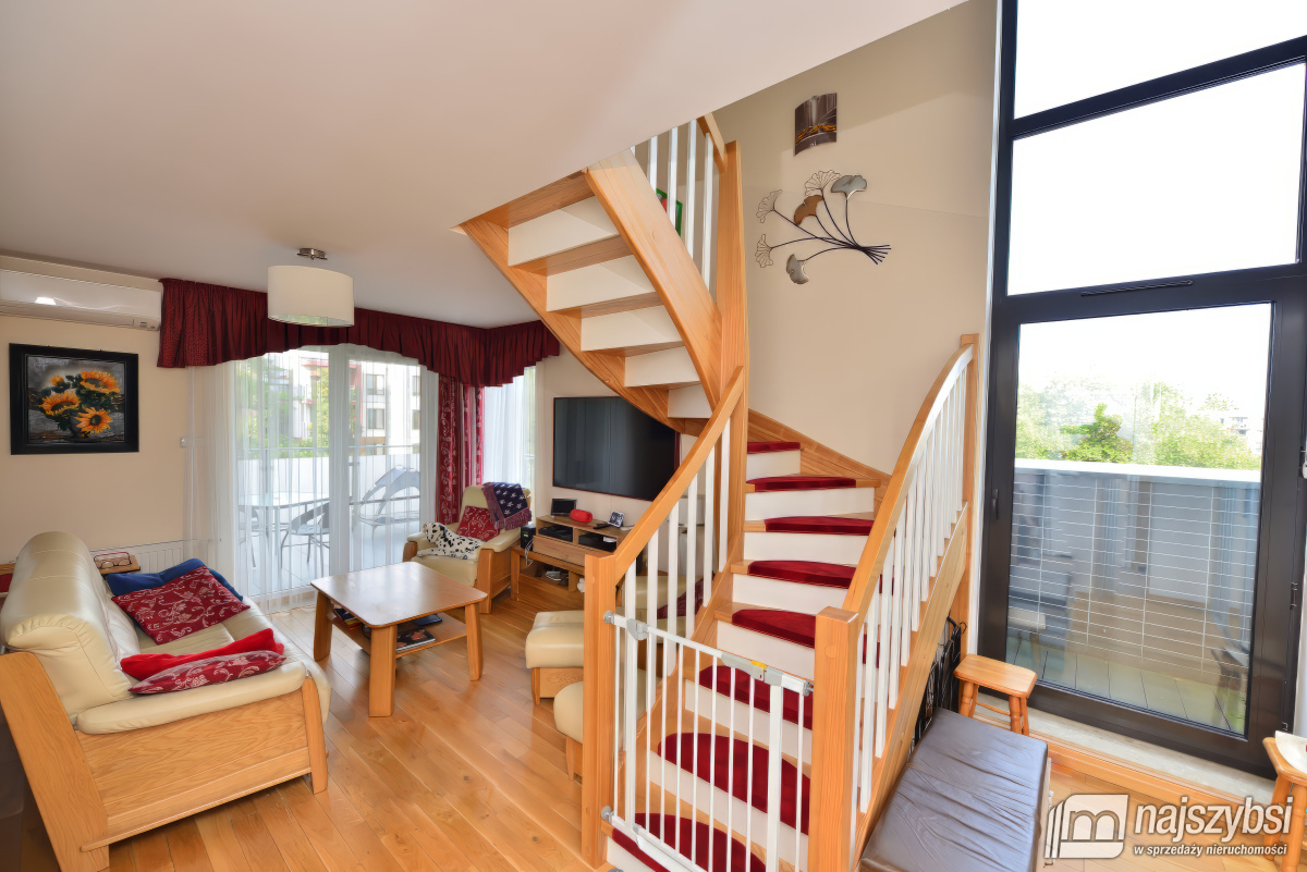 KOŁOBRZEG apartament dwupoziomowy osiedle Polanki (10)