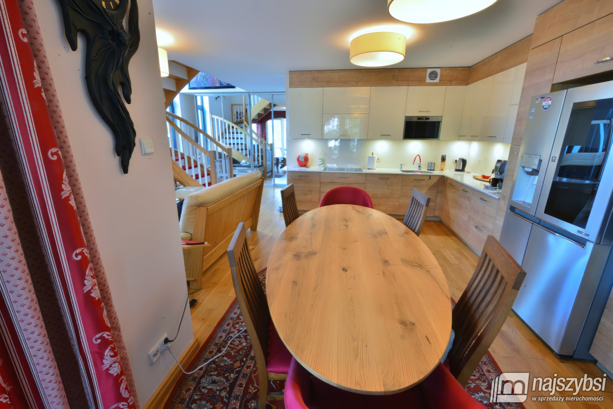 KOŁOBRZEG apartament dwupoziomowy osiedle Polanki (4)