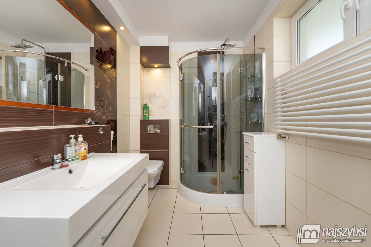 Kołobrzeg- przestronny dom 12km od Kołobrzegu  (9)