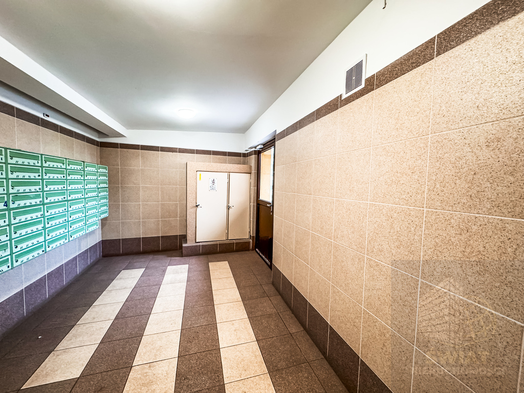 2 pokoje z oddzielną kuchnią na Santockiej (14)