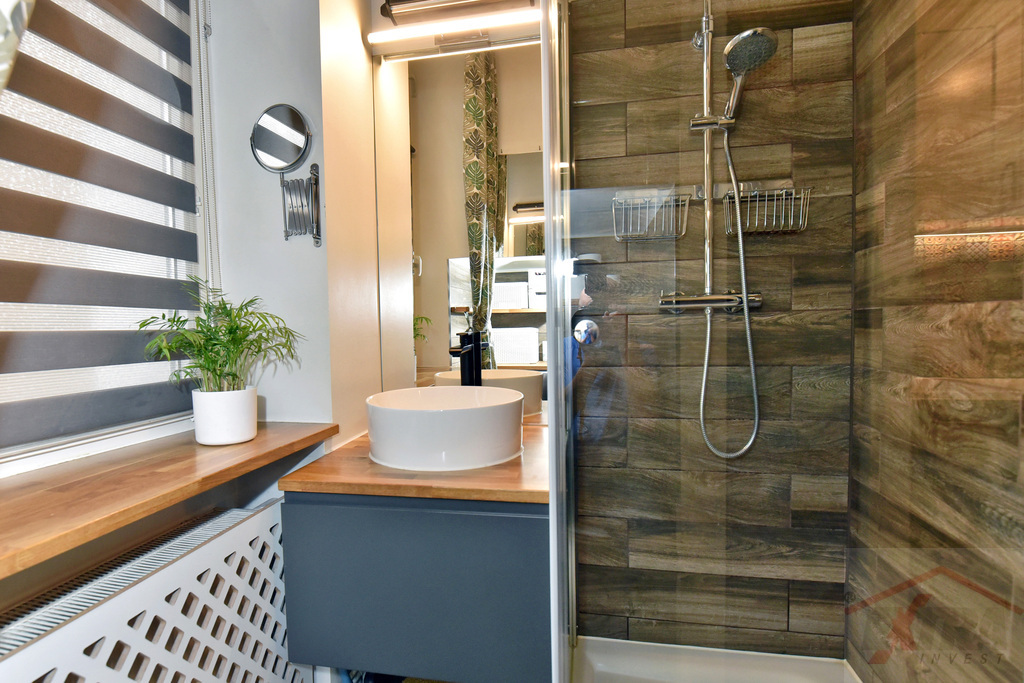 Centrum, 4 pokoje, 64,30 m2, miejsce postojowe (17)