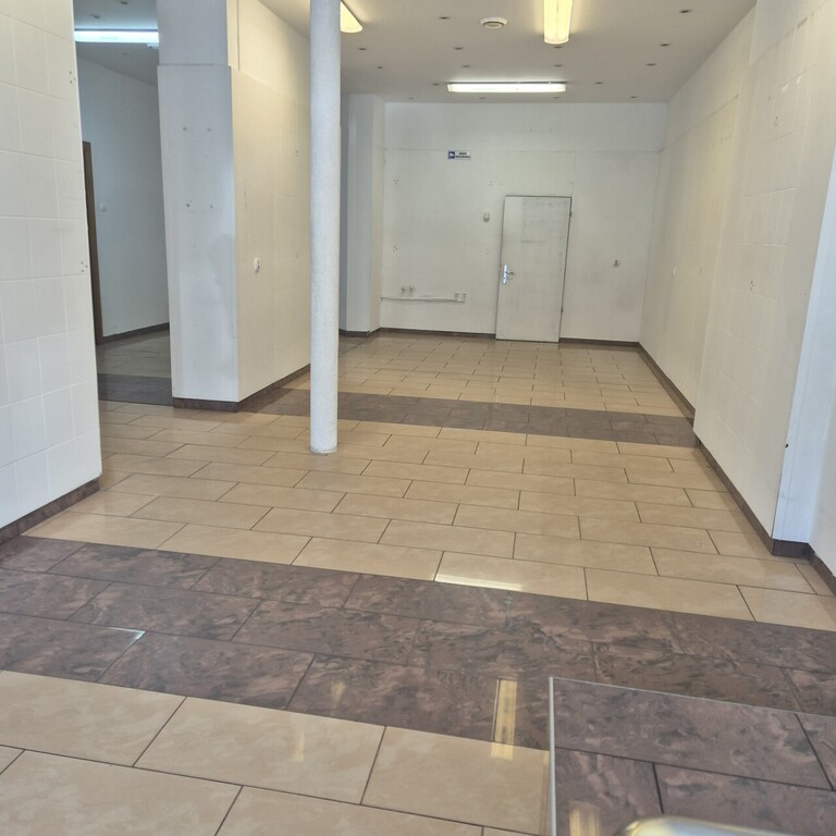 Jedyne 6111zł/m  CENTRUM-lokal - cena 550tys (8)