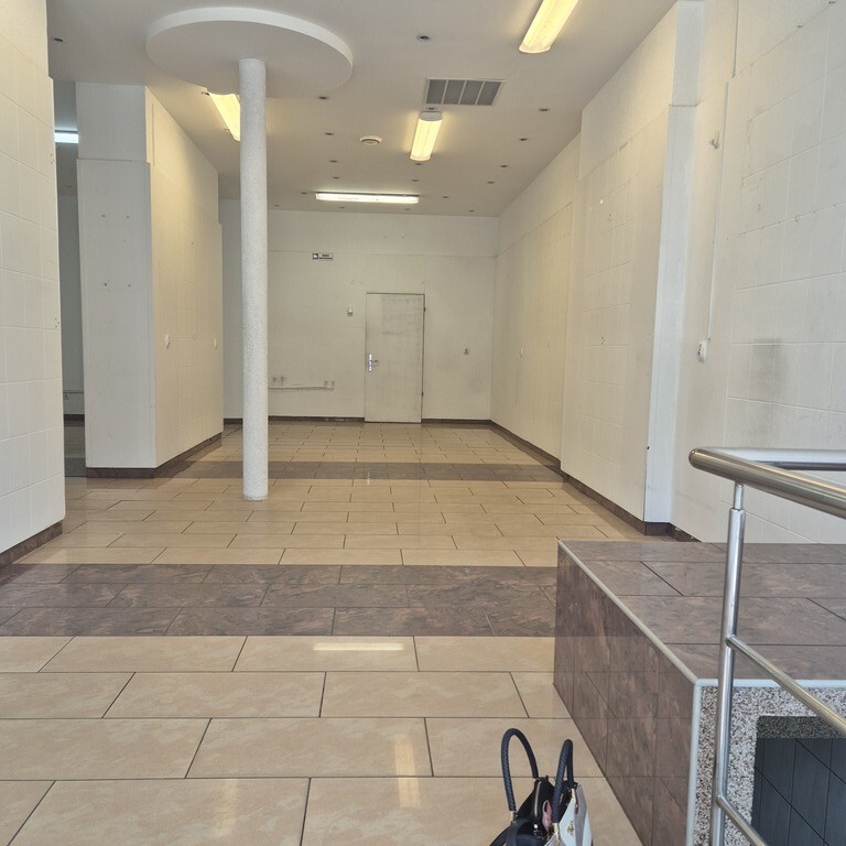 Jedyne 6111zł/m  CENTRUM-lokal - cena 550tys (11)