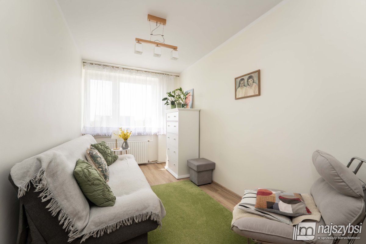Kołobrzeg- Siemyśl mieszkanie 4pok. garaż ogródek (5)