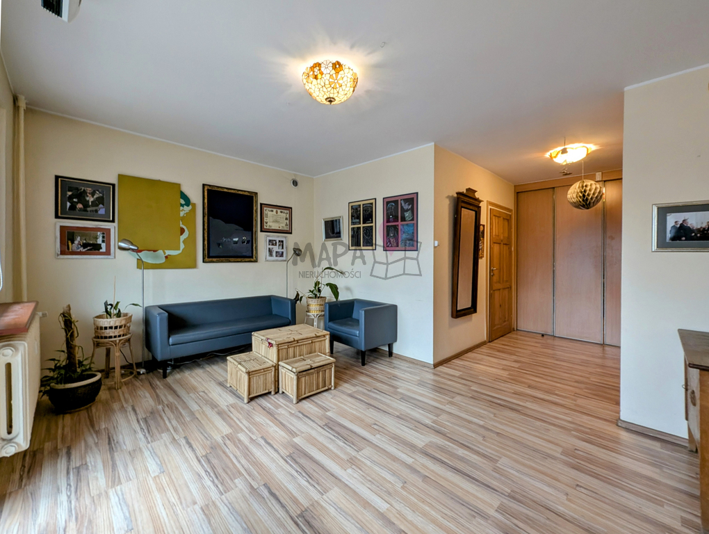 Lokal użytkowy / gabinet lekarski na sprzedaż (1)