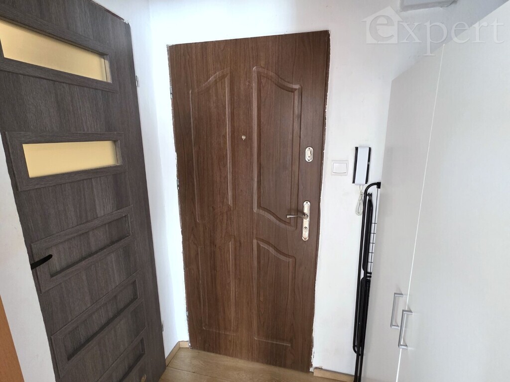 Kawalerka na parterze-zielone, spokojne osiedle (12)