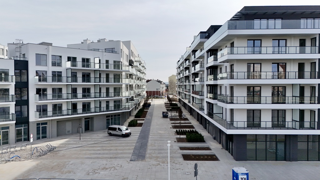 Dostępne od ręki 2 pok. z dużym balkonem! (10)