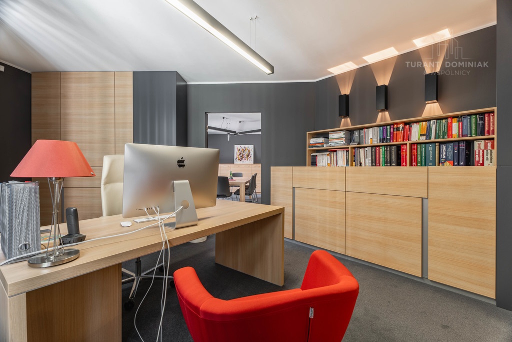 Lokal mieszkalny przystosowany pod biuro (12)