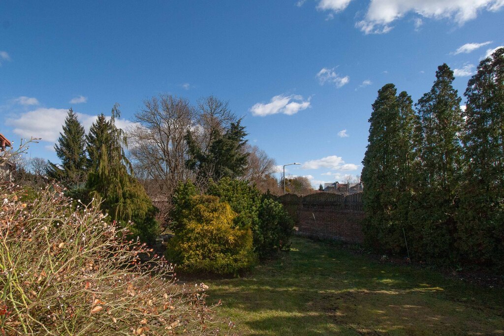 Piękny dom na Osowie z lokalem użytkowym (7)