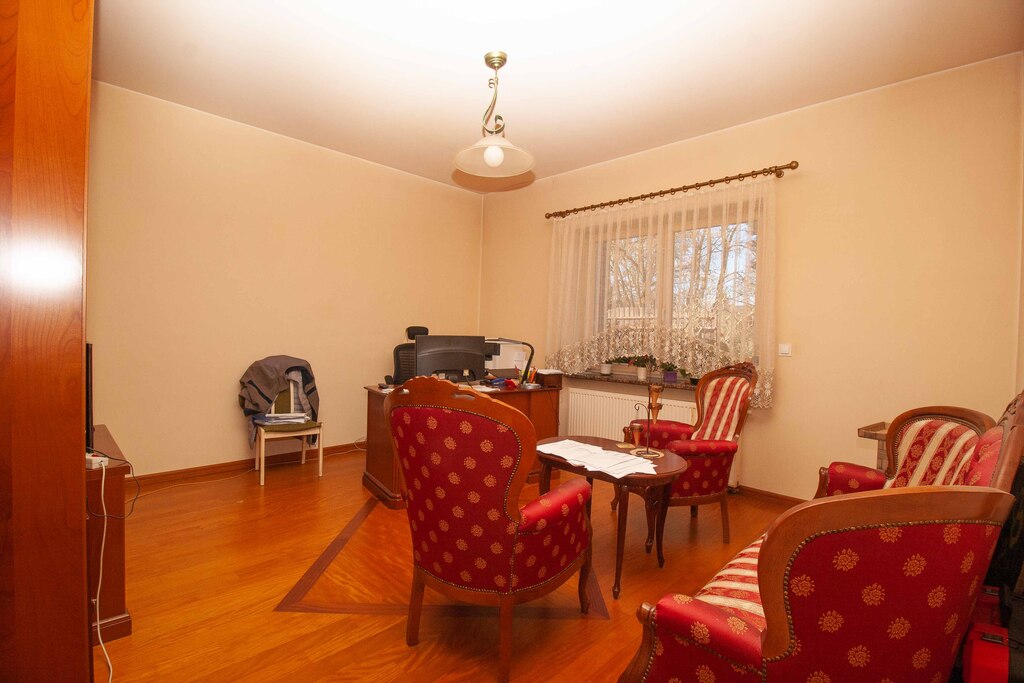 Piękny dom na Osowie z lokalem użytkowym (9)