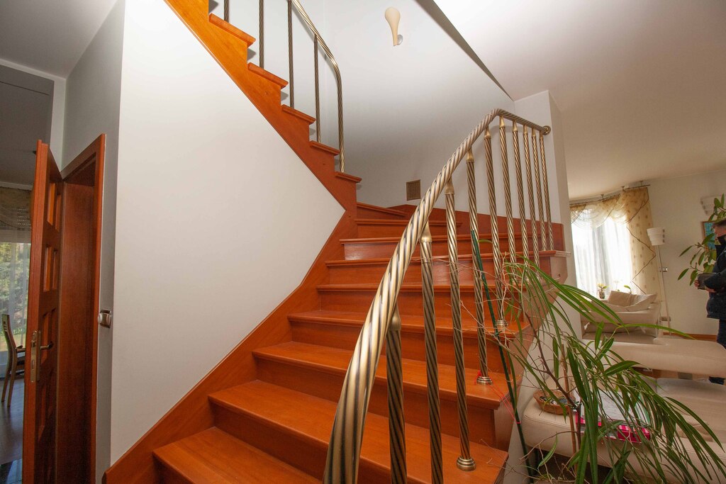 Piękny dom na Osowie z lokalem użytkowym (19)