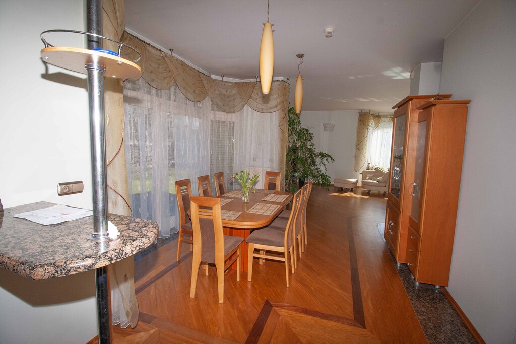 Piękny dom na Osowie z lokalem użytkowym (16)