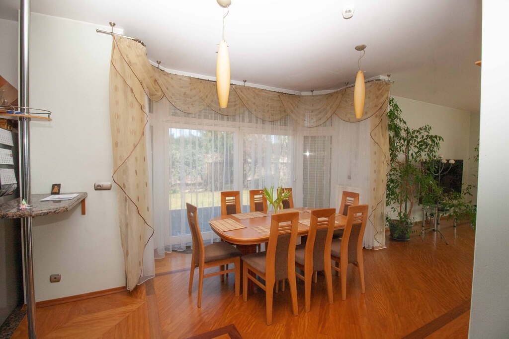 Piękny dom na Osowie z lokalem użytkowym (23)