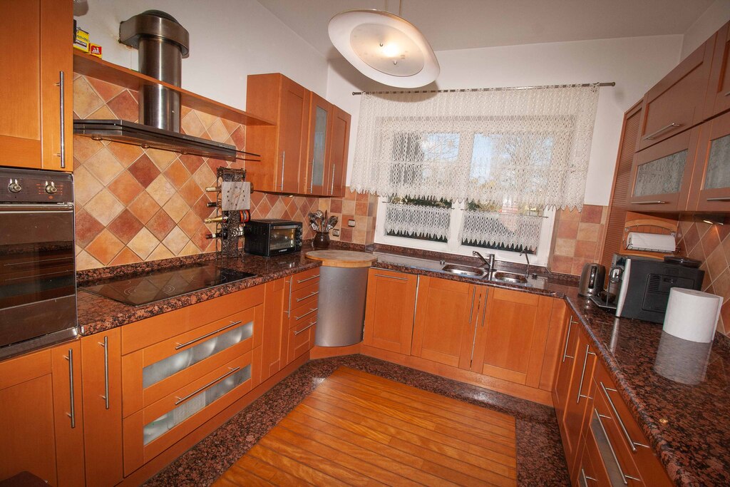 Piękny dom na Osowie z lokalem użytkowym (14)