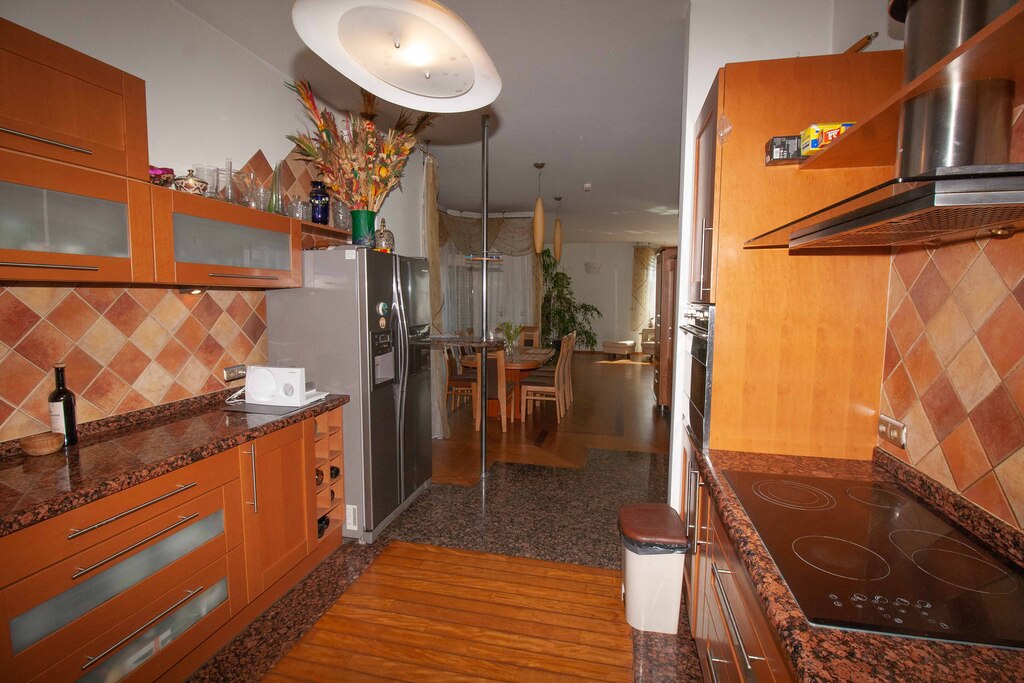 Piękny dom na Osowie z lokalem użytkowym (15)