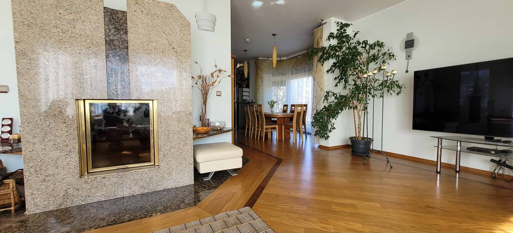 Piękny dom na Osowie z lokalem użytkowym (8)