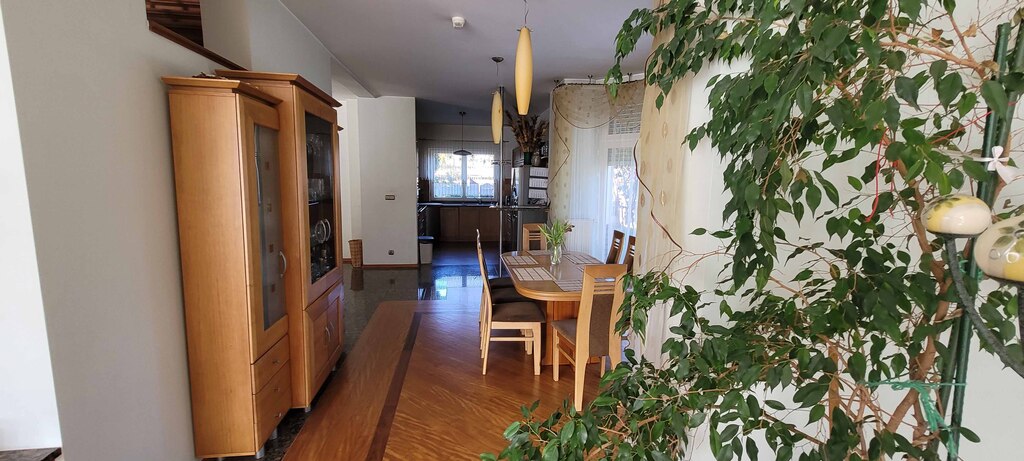 Piękny dom na Osowie z lokalem użytkowym (10)