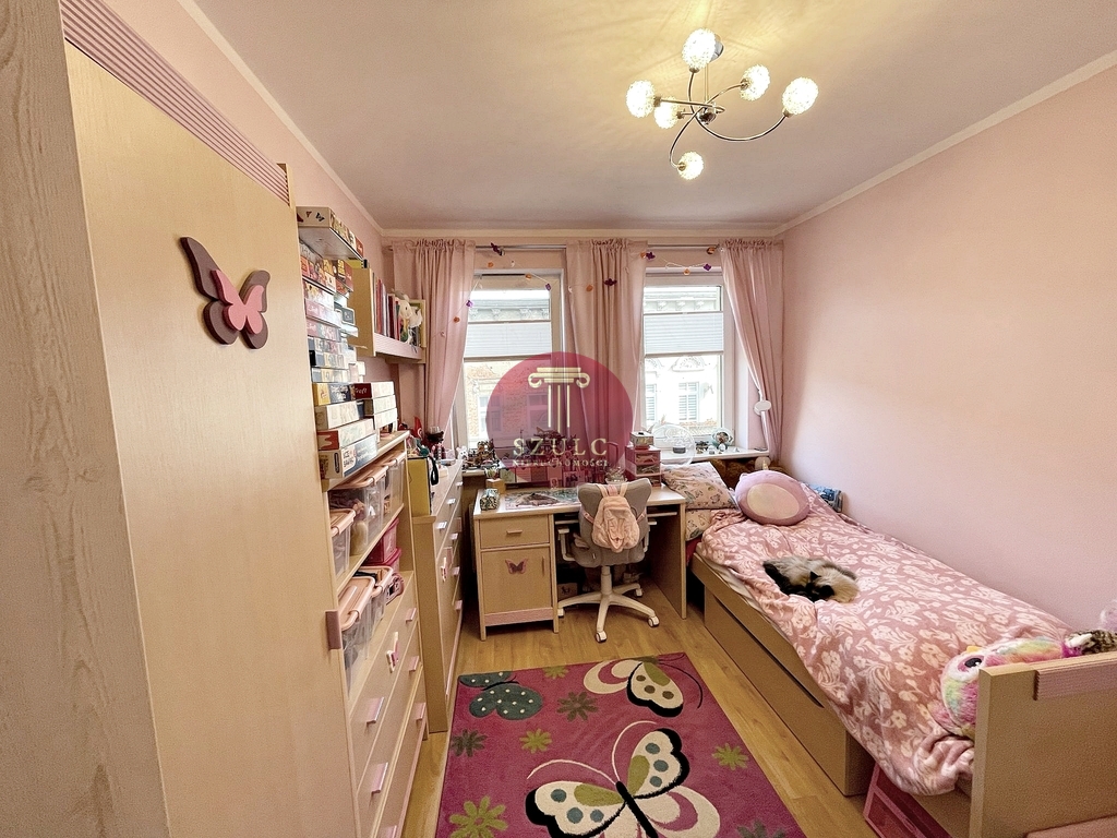 Śliczne mieszkanie wysokim standardrdzie. (11)