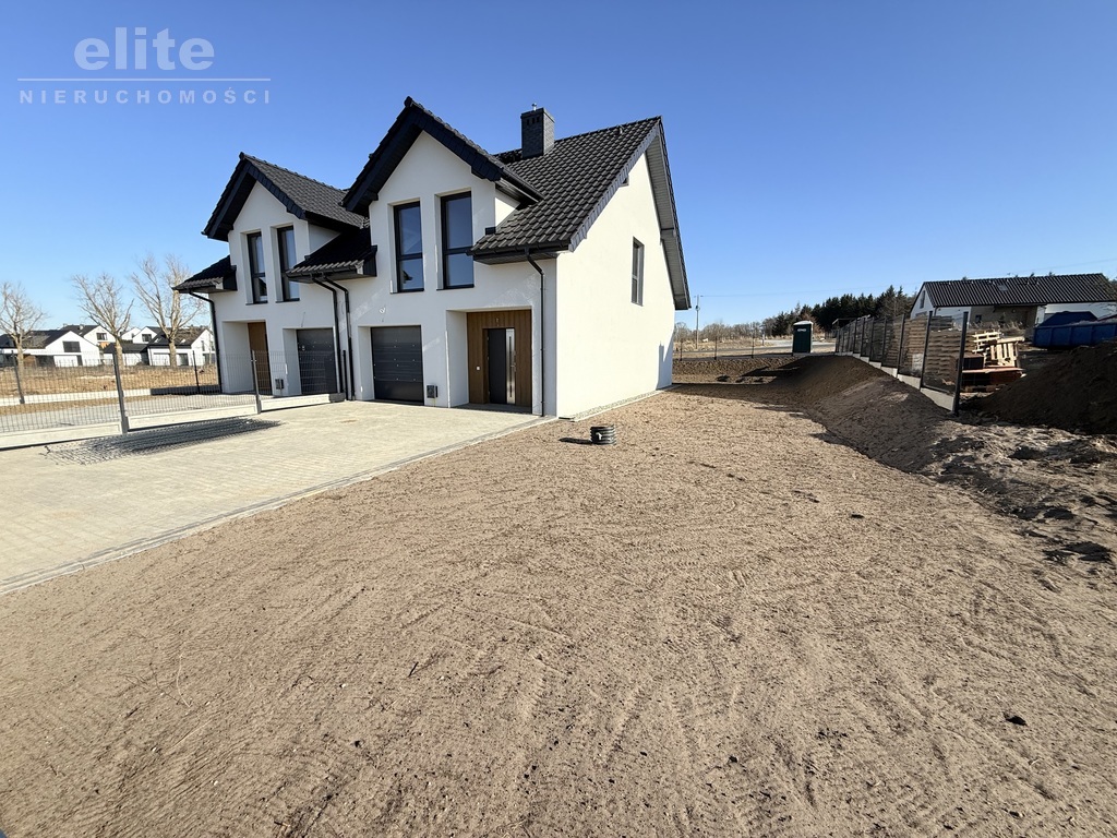 Siadło dolne gotowy bliźniak 5 pokoi i garaż (3)