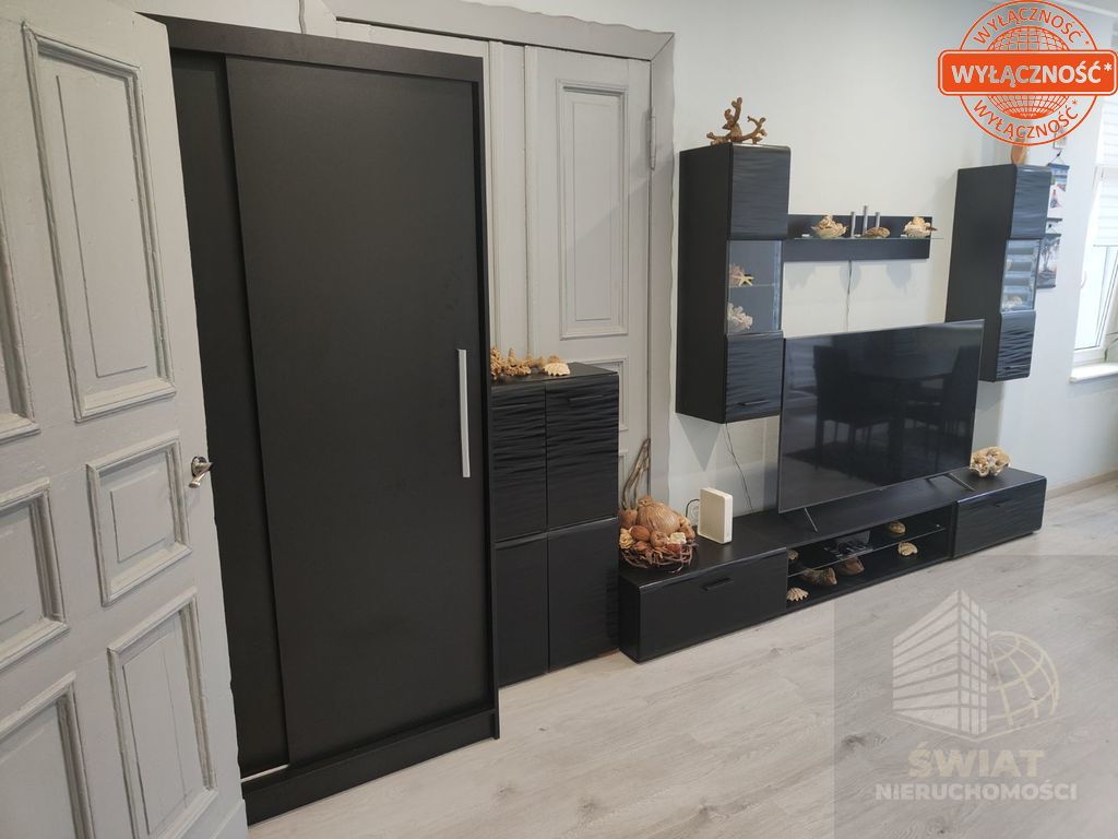 Na sprzedaż 4 pok.z balkonem na pierwszym piętrze. (7)