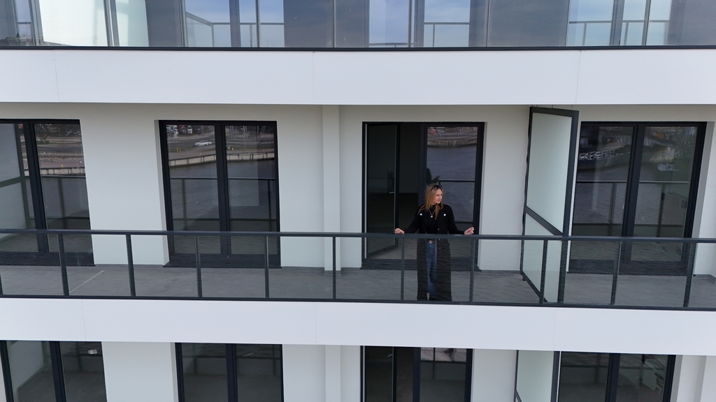 Piękny narożny Apartament w widokiem na Ordę! (7)