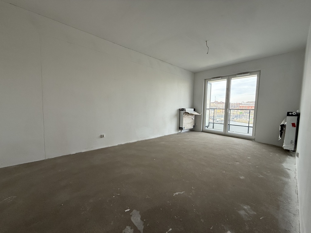 Piękny narożny Apartament w widokiem na Ordę! (2)