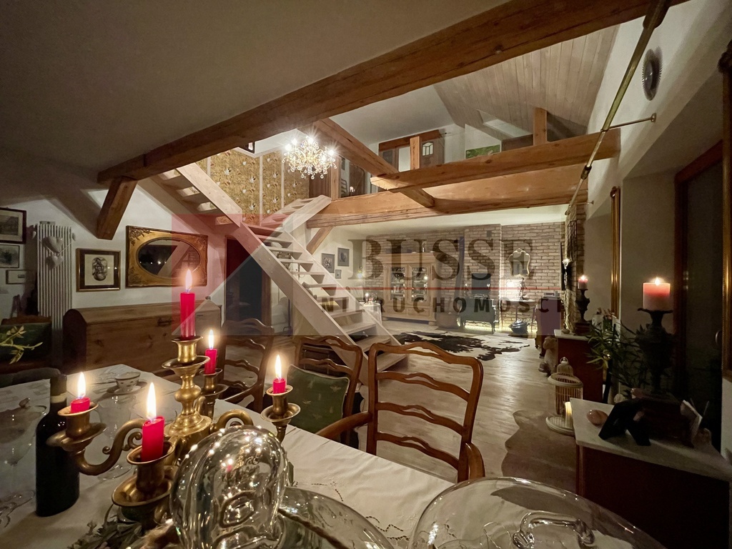 STYLOWY DOM! - Piękny!!! Duża działka! Przy lesie! (14)