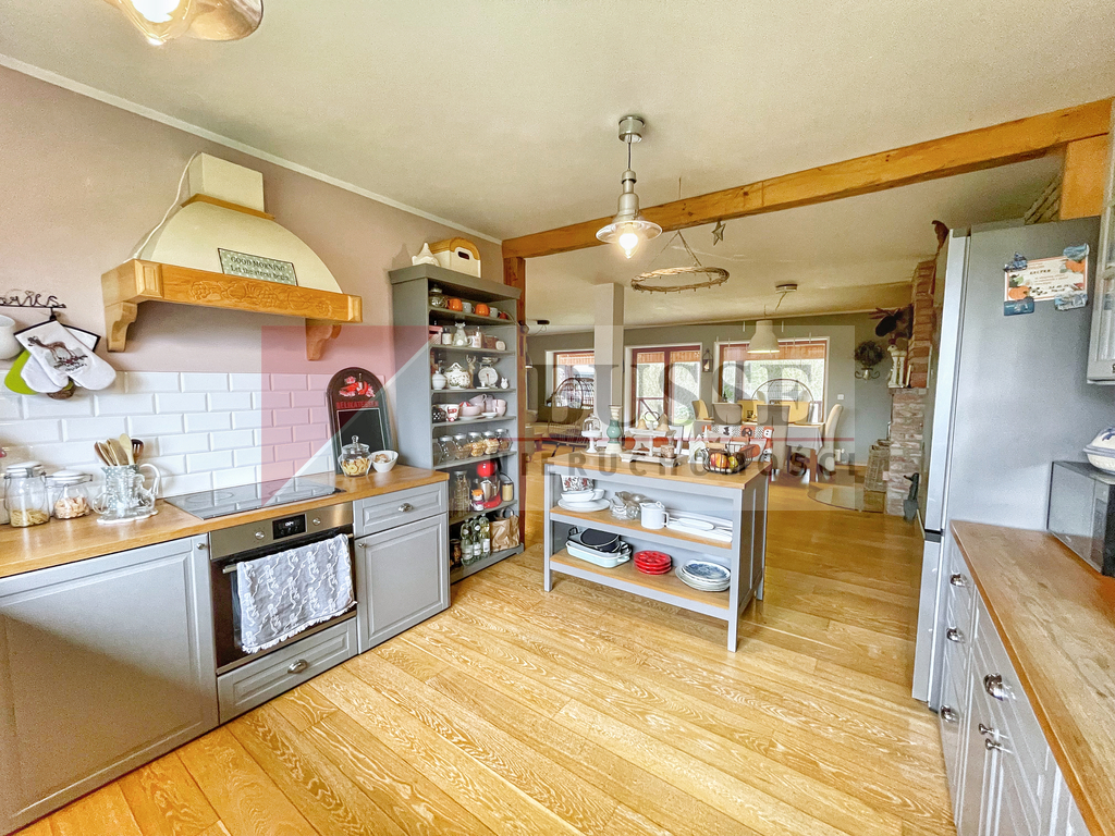 STYLOWY DOM! - Piękny!!! Duża działka! Przy lesie! (26)