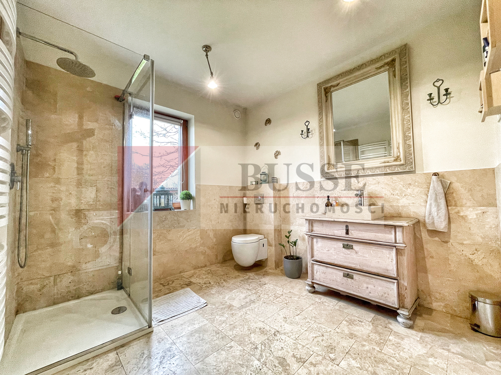 STYLOWY DOM! - Piękny!!! Duża działka! Przy lesie! (17)