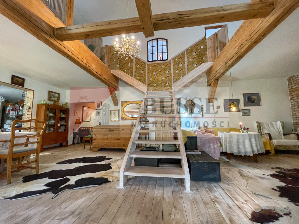 STYLOWY DOM! - Piękny!!! Duża działka! Przy lesie! (28)