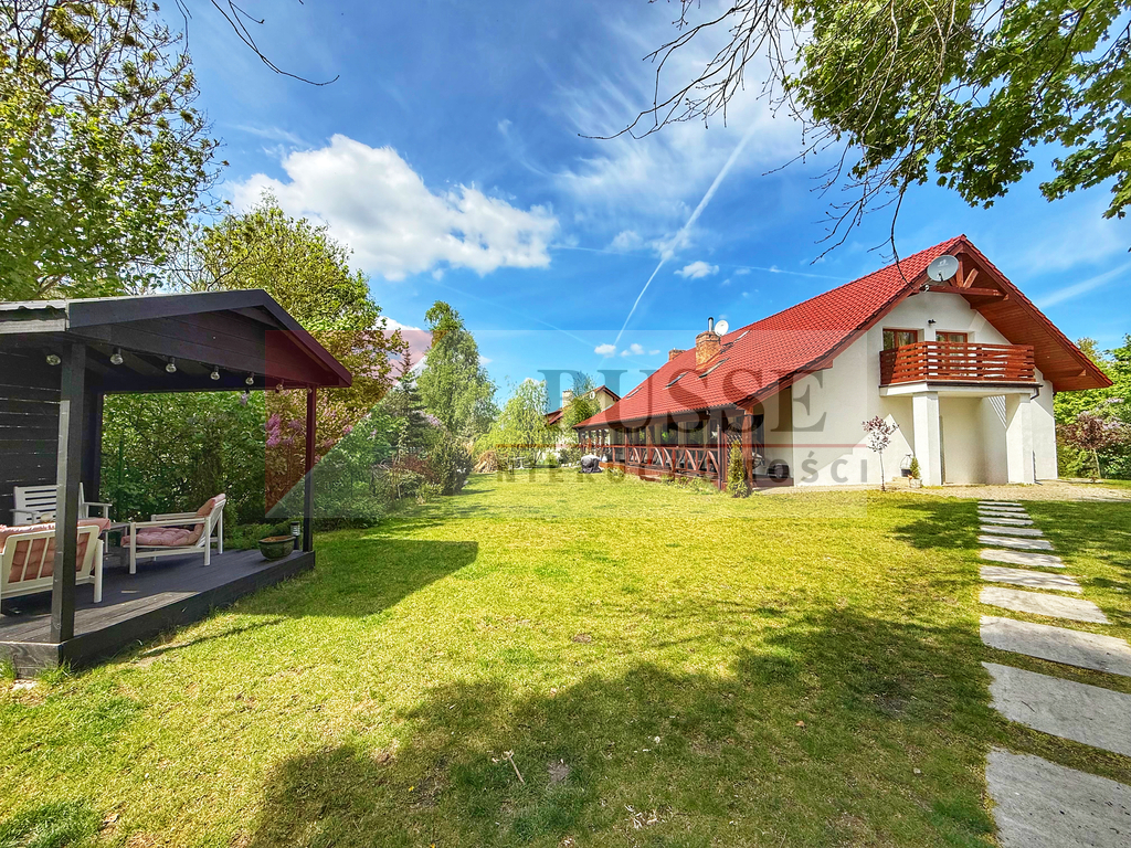 STYLOWY DOM! - Piękny!!! Duża działka! Przy lesie! (9)