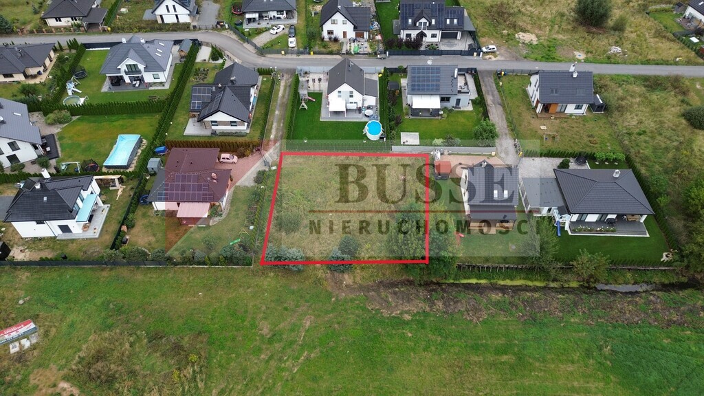 Działka 1000m2 z pozwoleniem Dobra (1)