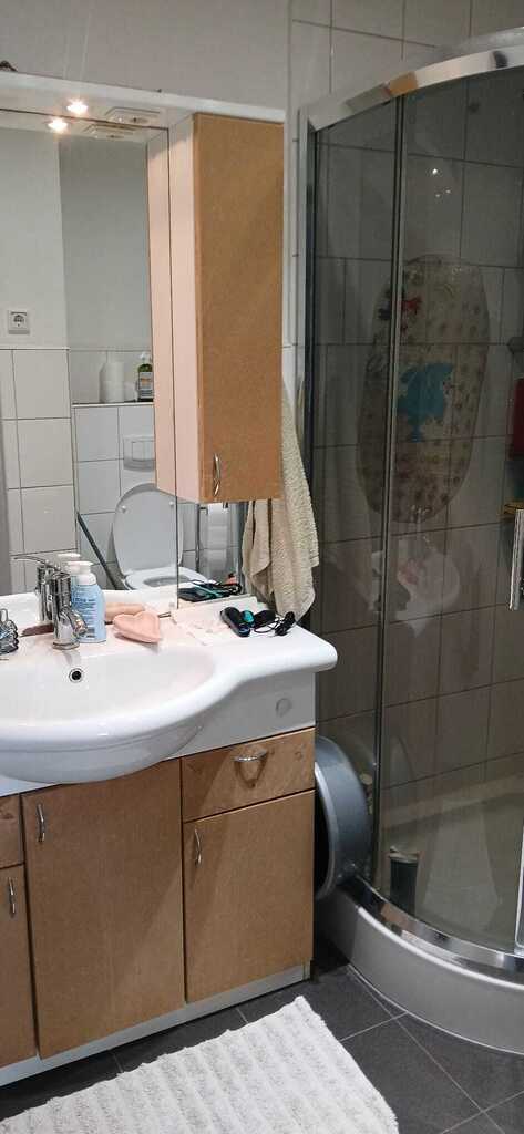 Trzy pokojowe mieszkanie w Płoni (7)