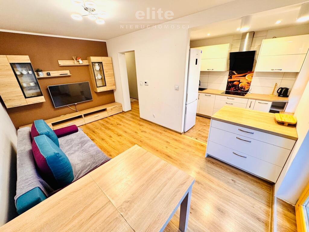 Warszewo, Limby, 4 pokoje, dwa balkony, garaż (1)