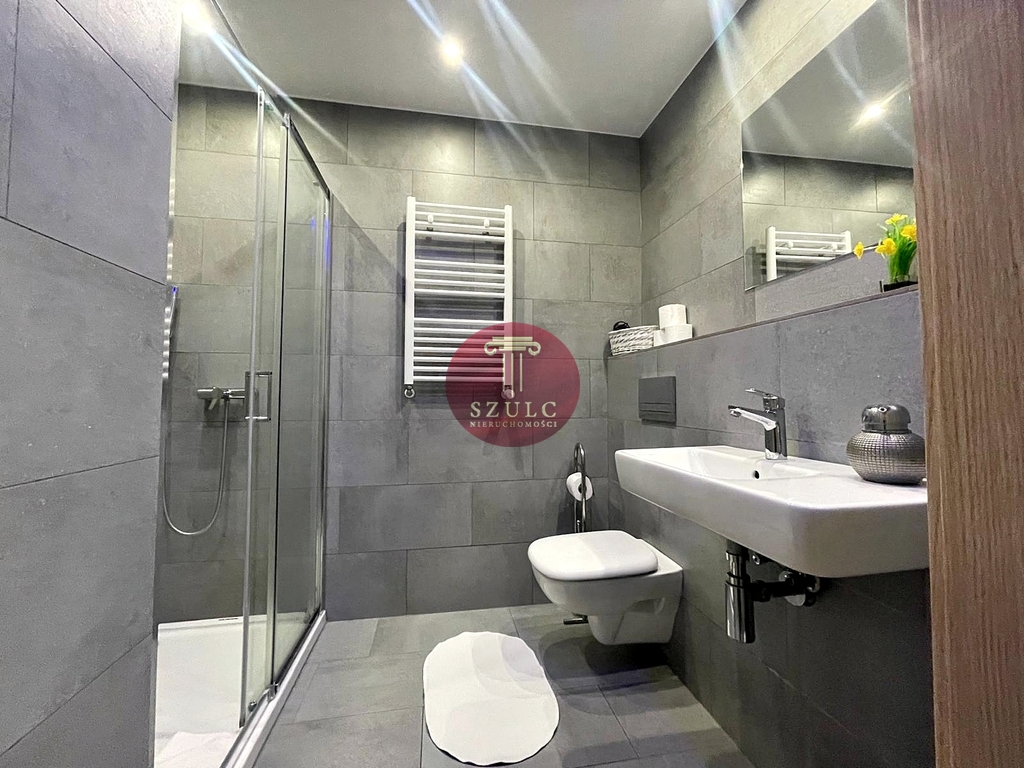 Na sprzedaż przytulne mieszkanie z balkonem (6)