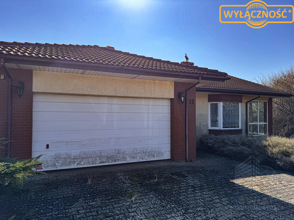 Dom parterowy na dużej działce w Dobrej (2)