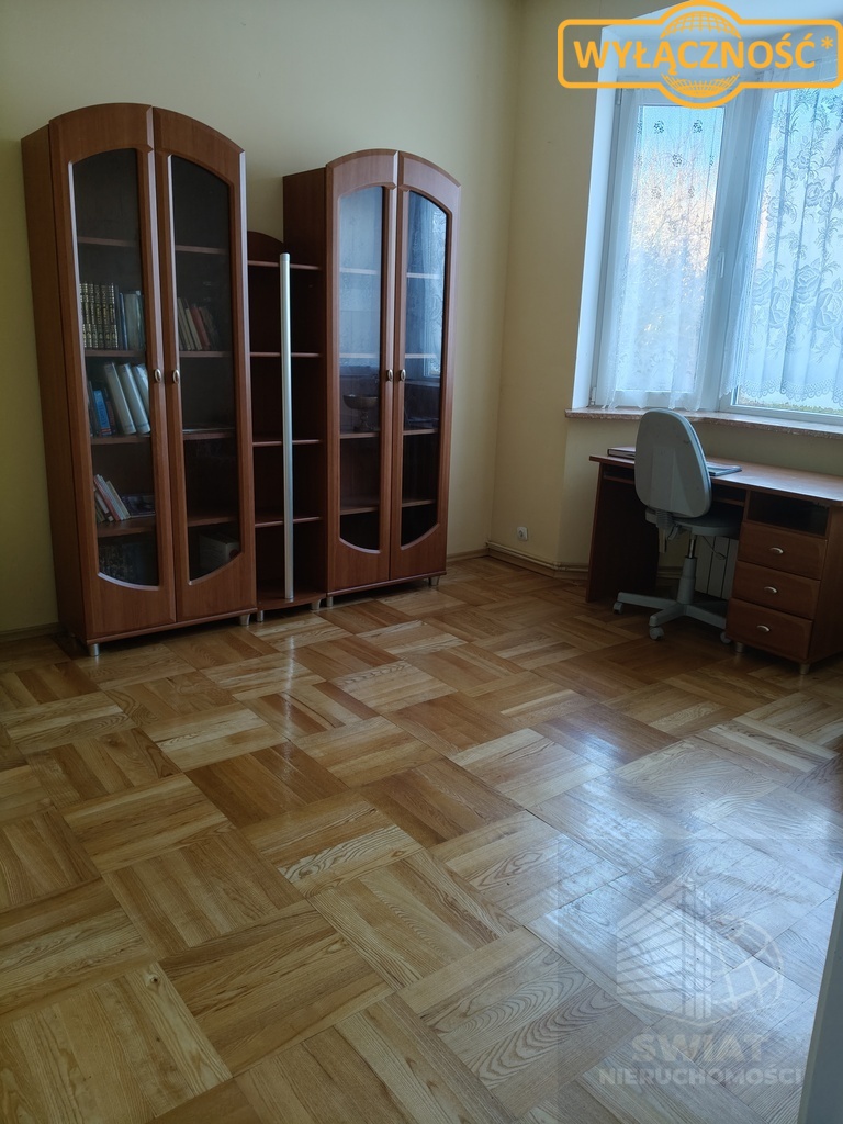 Dom parterowy na dużej działce w Dobrej (16)