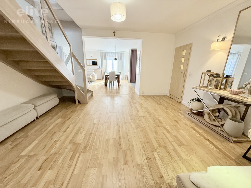 Szczecin dom z dużym ogrodem, garażem i kawalerką (8)