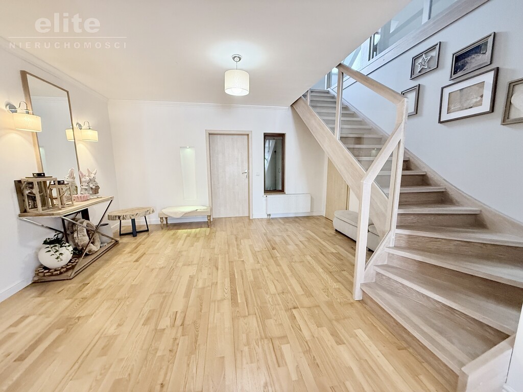 Szczecin dom z dużym ogrodem, garażem i kawalerką (9)