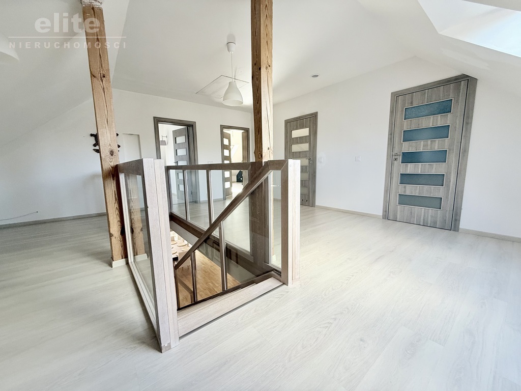 Szczecin dom z dużym ogrodem, garażem i kawalerką (10)