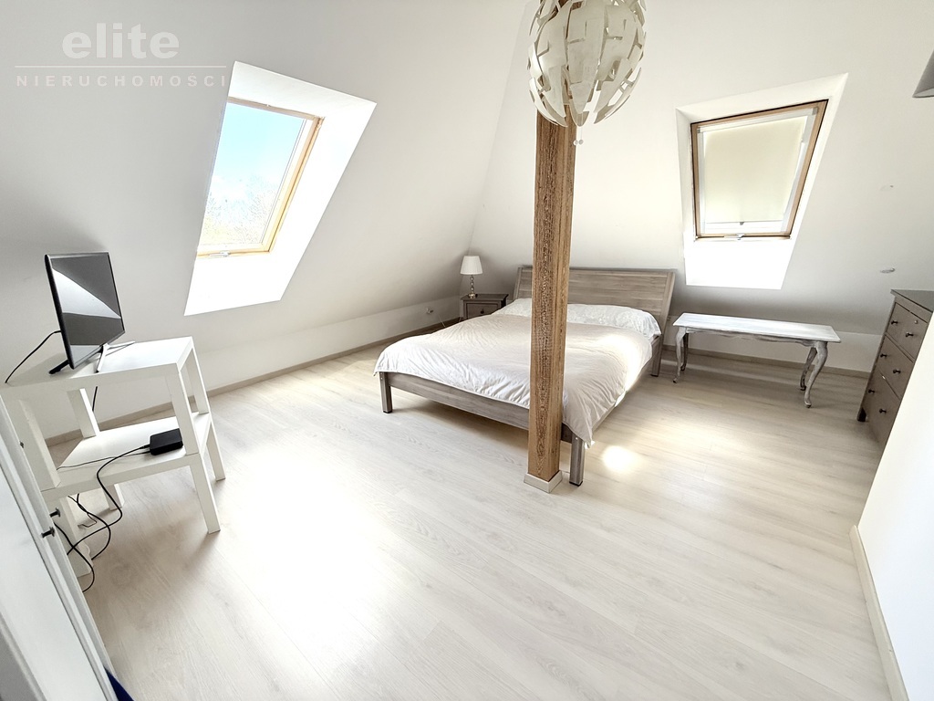 Szczecin dom z dużym ogrodem, garażem i kawalerką (14)