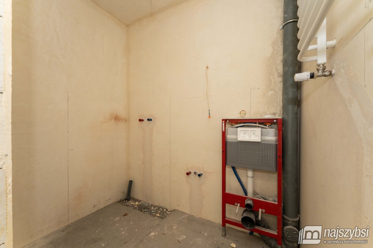 Gąski - dom z potencjałem inwestycyjnym 800 m od m (3)