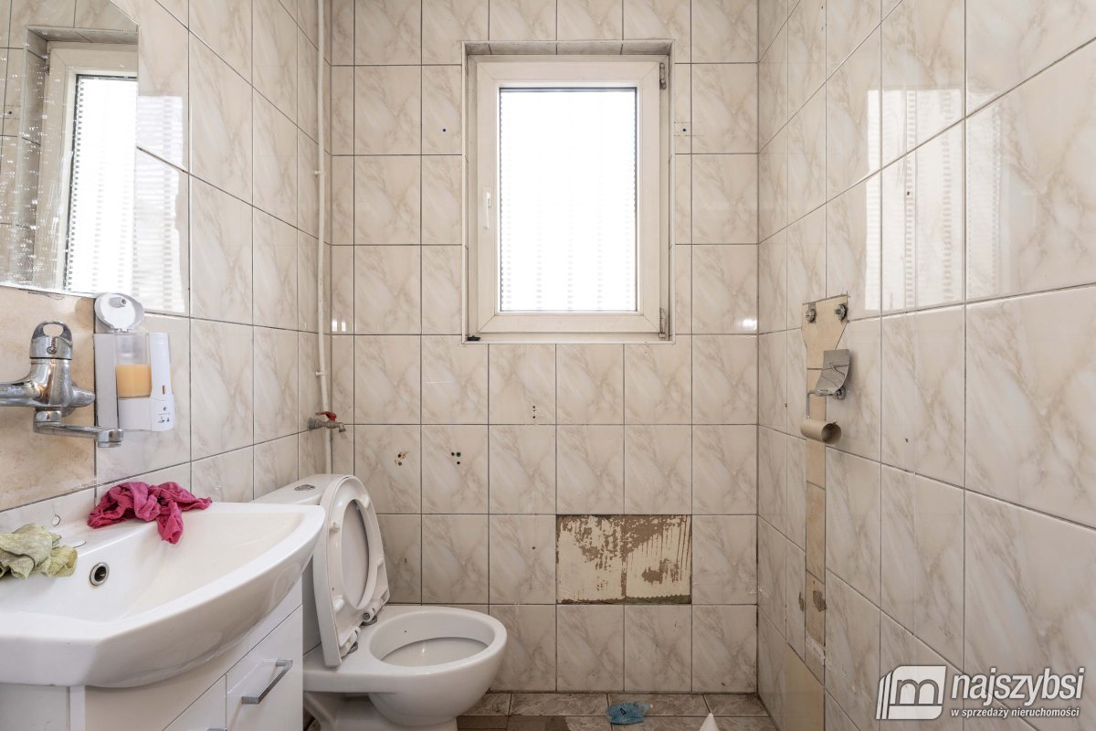 Białogard-  Kamienica 2 mieszkania i lokal usługow (21)