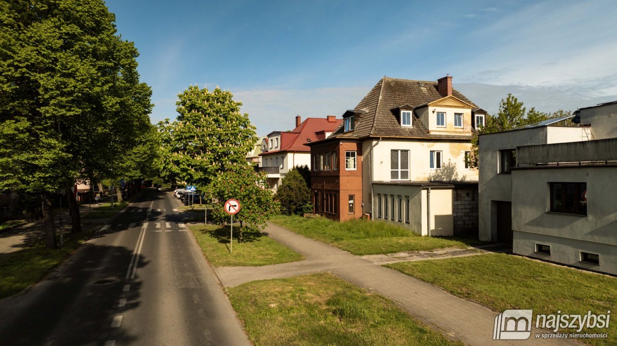 Białogard - budynek usługowo-mieszkalny. Okazja! (37)