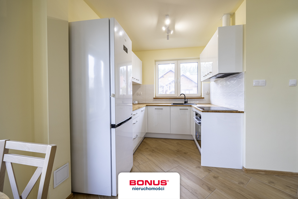 Bliźniak łączony garażami w Dobrej 410m2 ogrodu (8)