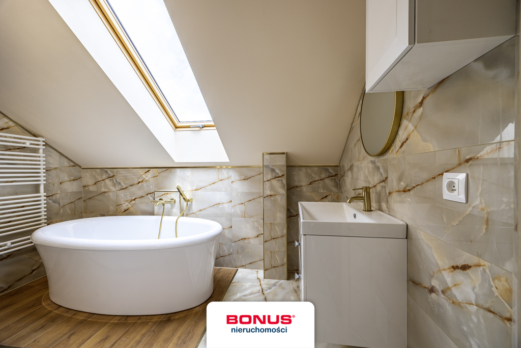 Bliźniak łączony garażami w Dobrej 410m2 ogrodu (19)