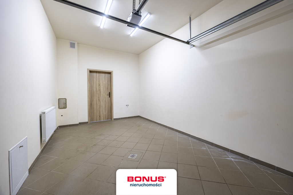 Bliźniak łączony garażami w Dobrej 410m2 ogrodu (27)