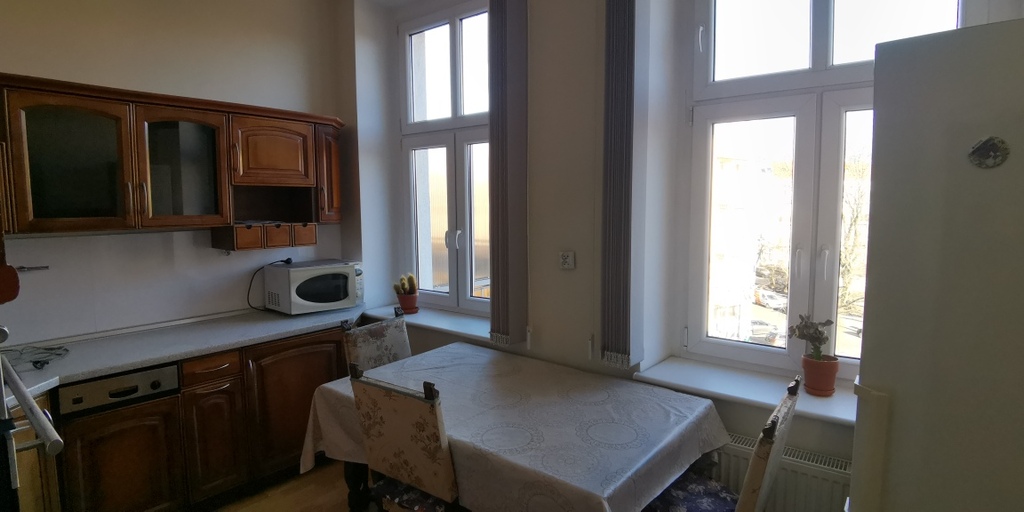 Jasna, przestronna kawalerka z balkonem (7)