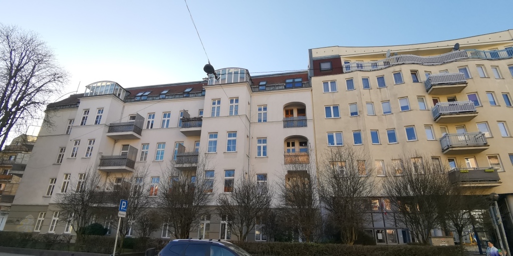 Jasna, przestronna kawalerka z balkonem (11)